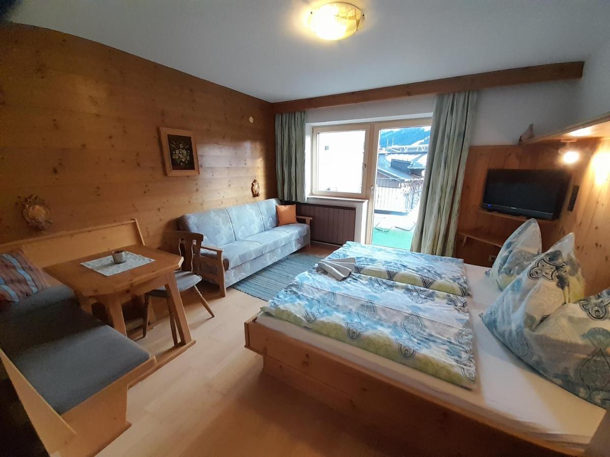 Haus Rosenegg Apartman Brixen im Thale Kültér fotó